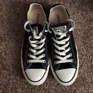 Black converses